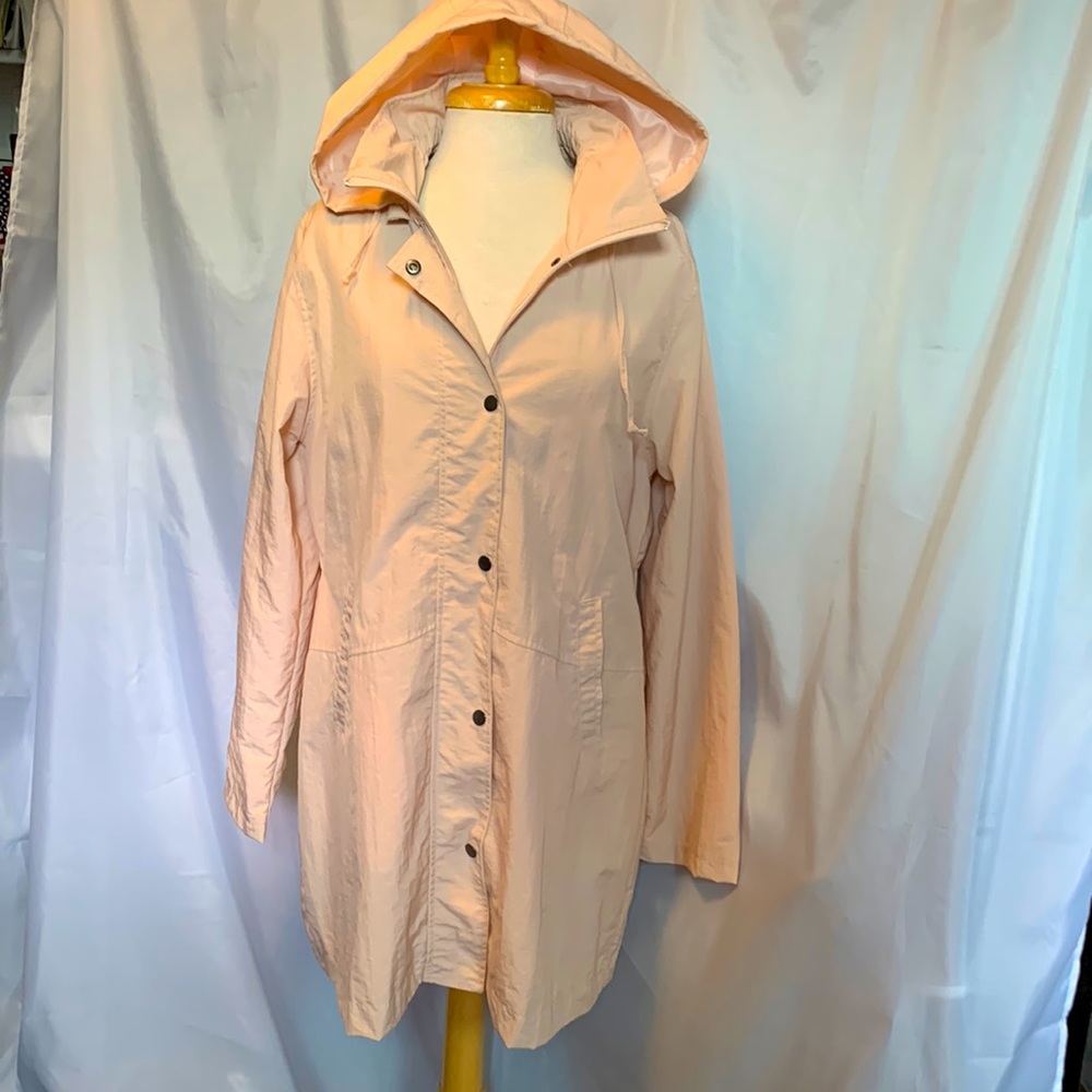 3/4 length hooded coat